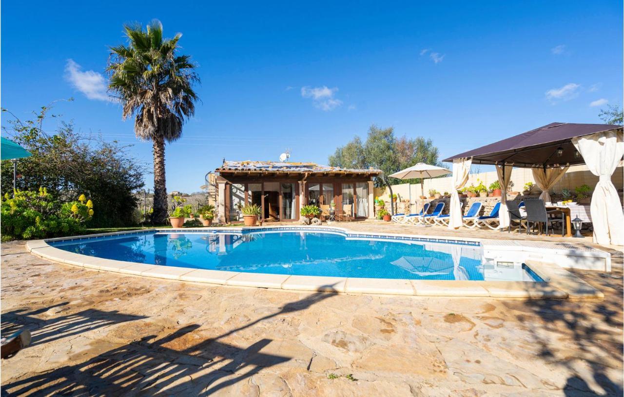 Ferienhaus Pet Friendly In With Swimming Pool Sineu (Mallorca)