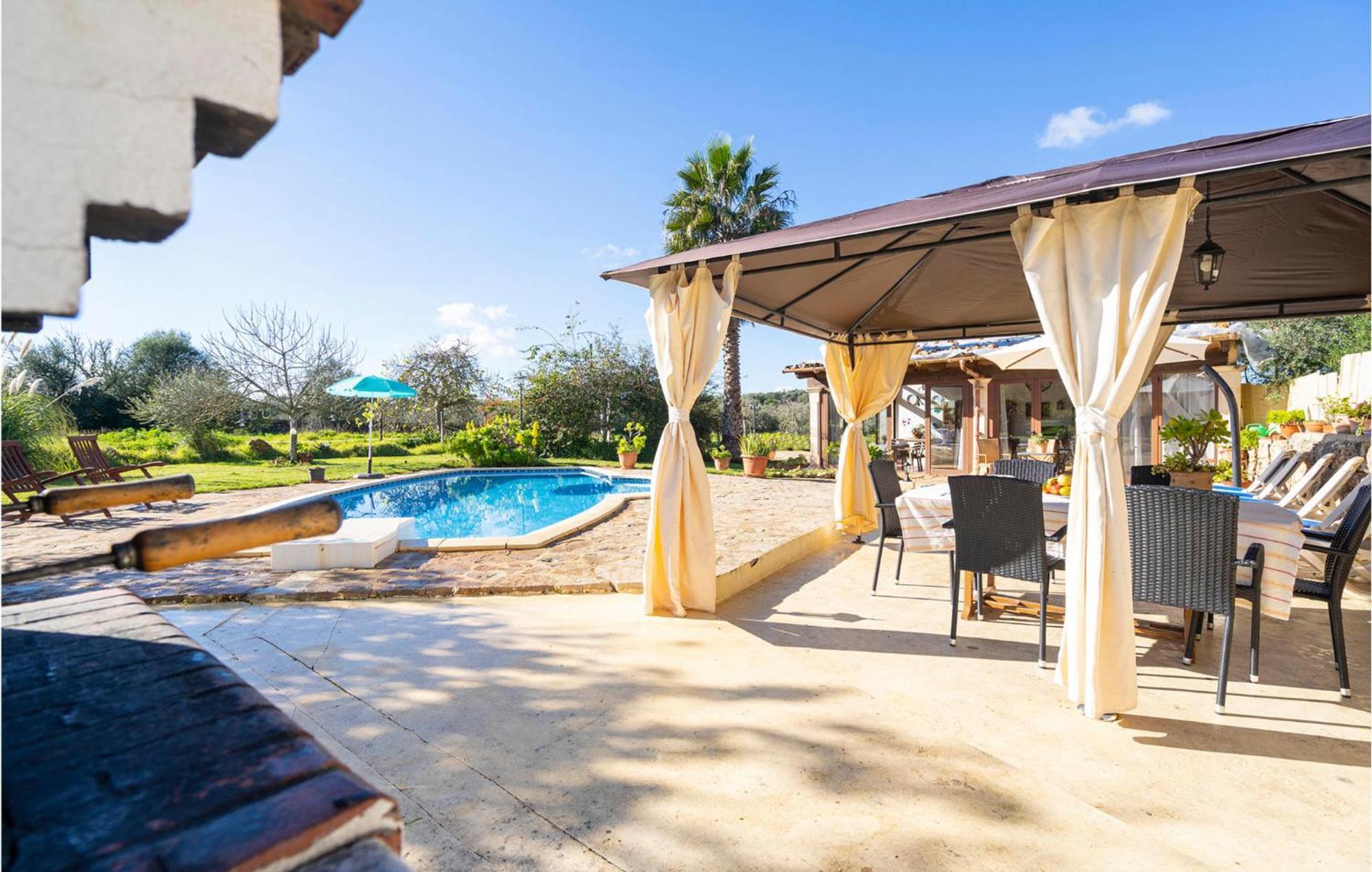 Pet Friendly In With Swimming Pool Ferienhaus *